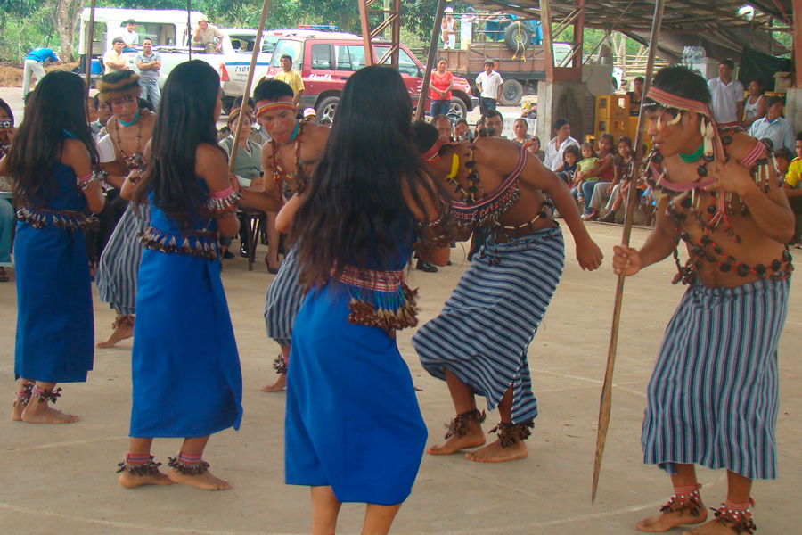 Conoce la vestimentas, las costumbres y tradiciones